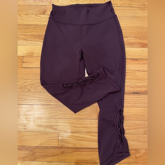 Lululemon Plum Capri Leggings with Braided Mesh Sides - Picture 1 of 3
